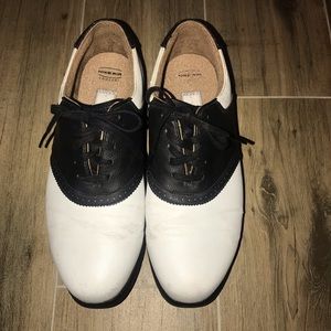 Nike Women’s Golf Shoes sz 7